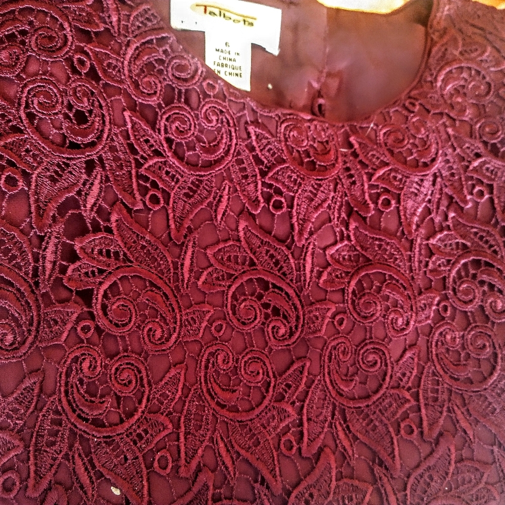 Talbots Embroidered Crochet Detail Hem Trim Brick Maroon Deep Jewel Color Fancy